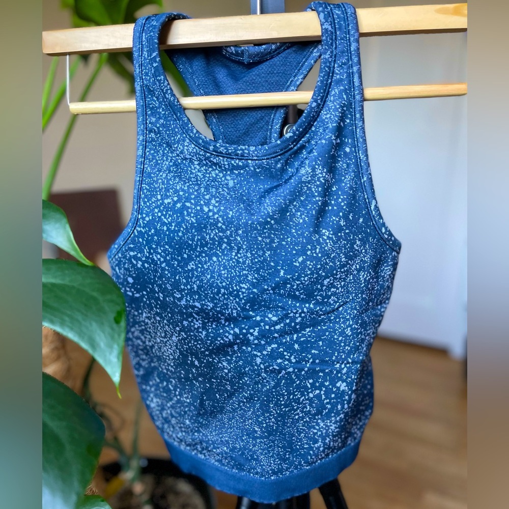 ‼️sold‼️LULULEMON Ebb to Street Cropped Racerback Tank Top